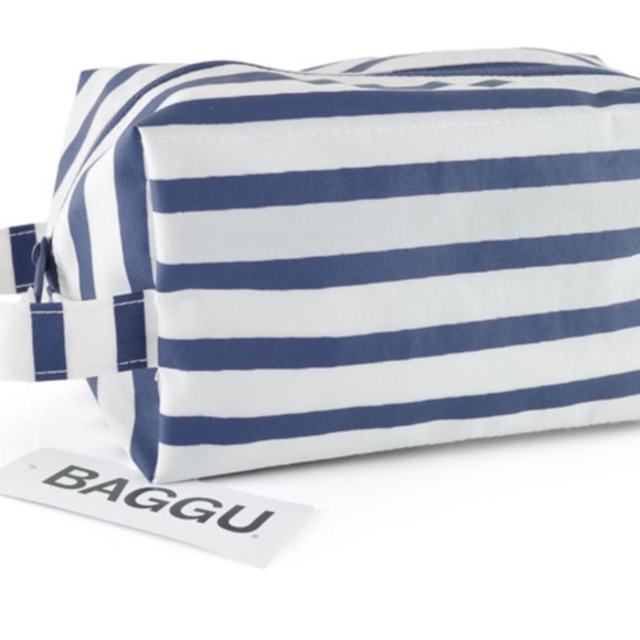 3 X BAGGU Dopp Kit ~ Iris ~ Marine ~ Butterfly - Picture 3 of 11